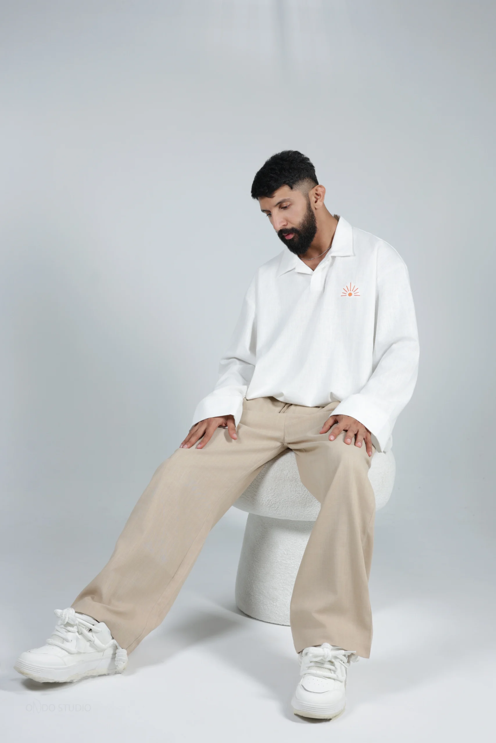487A9872_(2) Beige Linen trousers - Image 3